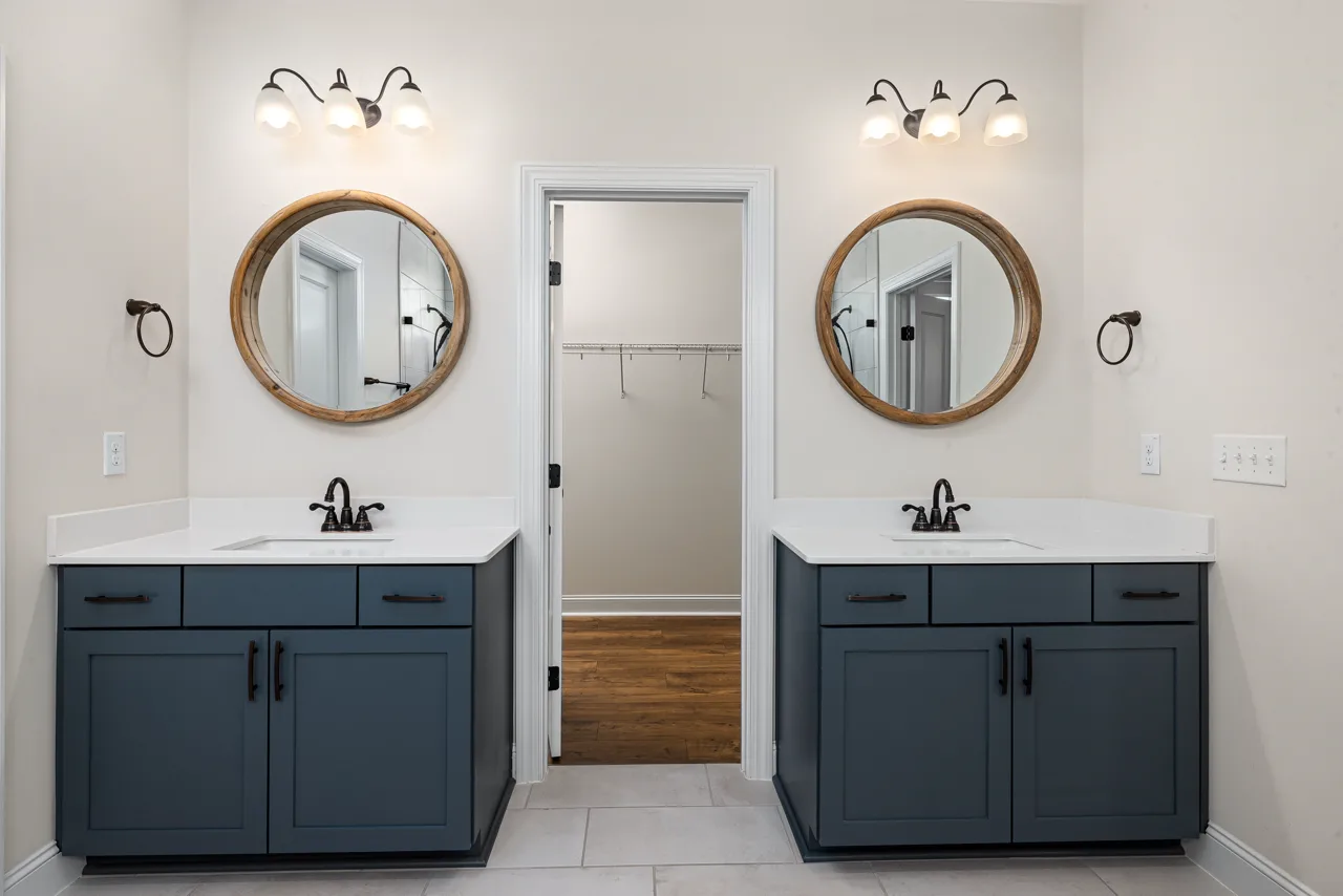 Lüks Çift Aynalı Özel İmalat Banyo Dolabı Tasarımı
