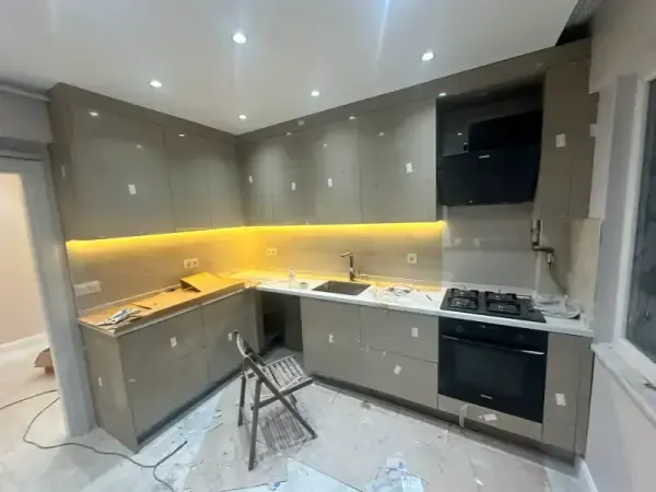Montaj Aşamasında Gizli LED Mutfak Dolabı